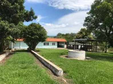 Fazenda/Sítio com 3 Quartos à venda, 250m² no Centro, Águas de São Pedro