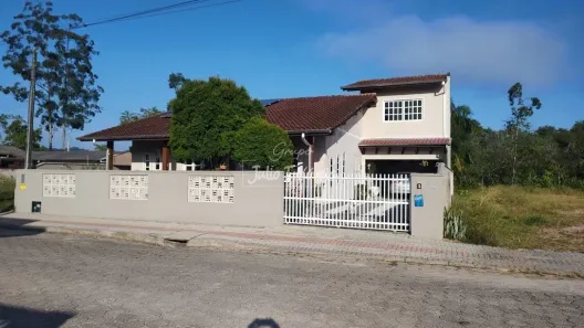 Casa com 3 Quartos à venda, 250m² no Centro, Guabiruba