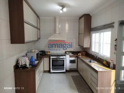 Casa com 3 Quartos à venda, 228m² no Cidade Jardim, Jacareí