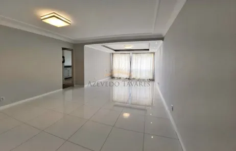 Apartamento com 3 Quartos à venda, 140m² no Cavaleiros, Macaé