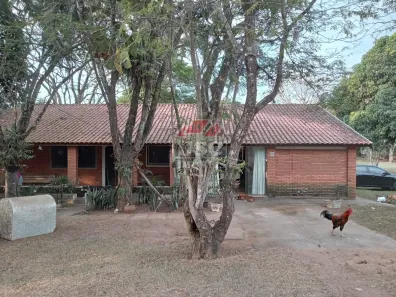 Fazenda/Sítio com 4 Quartos à venda, 300m² no Alpes das Águas, São Pedro