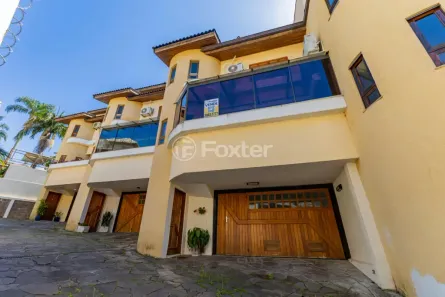 Casa de Condomínio com 3 Quartos à venda, 240m² no Jardim Isabel, Porto Alegre