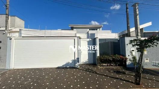 Sobrado com 3 Quartos para alugar, 250m² no Jardim São Francisco, Marília