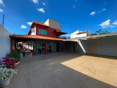 Casa com 4 Quartos para alugar, 362m² no Santa Isabel, Teresina