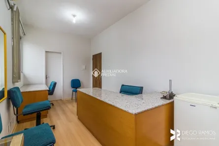 Sala Comercial para alugar, 21m² no São João, Porto Alegre