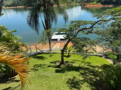 Fazenda/Sítio com 4 Quartos à venda, 650m² no Chácaras Condomínio Recanto Pássaros II, Jacareí