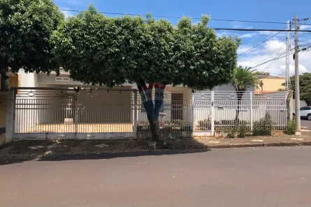 Casa com 3 Quartos à venda, 256m² no Jardim Pérola, Birigui