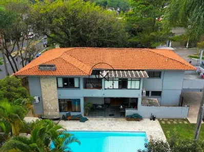 Casa com 4 Quartos para alugar, 520m² no Alto de Pinheiros, São Paulo