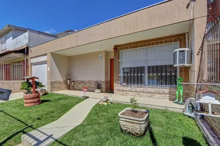 Casa com 2 Quartos à venda, 125m² no Cavalhada, Porto Alegre