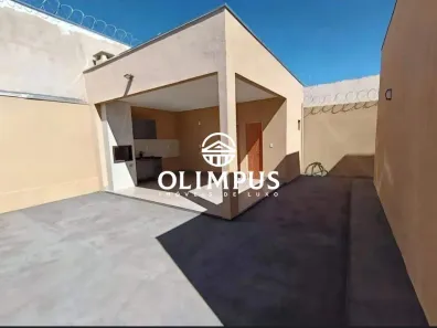 Casa com 3 Quartos para alugar, 150m² no Distrito Industrial, Uberlândia