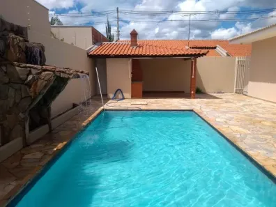 Casa com 4 Quartos para alugar, 300m² no Parque Residencial Comendador Mançor Daud, São José do Rio Preto