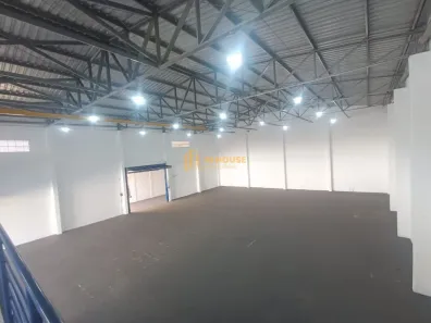 Galpão/Depósito/Armazém à venda, 900m² no Jardim do Trevo, Ribeirão Preto