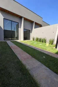 Casa com 2 Quartos à venda, 80m² no São Jorge, Uberlândia