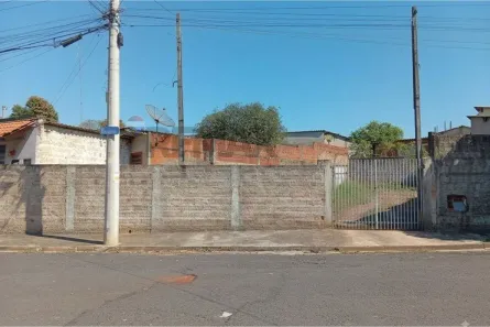 Lote/Terreno à venda, 243m² no Vila Irmãos Andrade, Lins