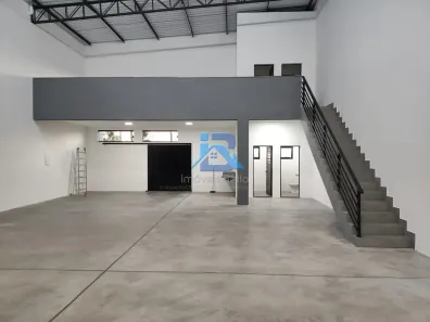Galpão/Depósito/Armazém para alugar, 220m² no Jardim Verona, Itatiba