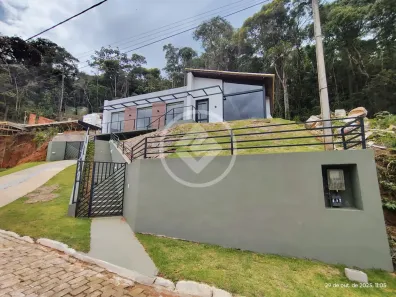 Casa de Condomínio com 3 Quartos à venda, 150m² no Prata, Teresópolis