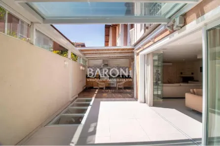 Sobrado com 3 Quartos à venda, 302m² no Vila Progredior, São Paulo