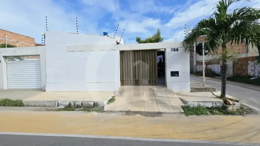 Casa com 3 Quartos à venda, 200m² no Caminho da Praia, Barra dos Coqueiros