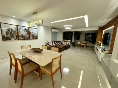 Apartamento com 4 Quartos à venda, 180m² no Praia do Canto, Vitória