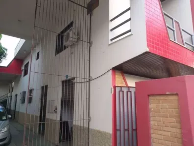 Galpão/Depósito/Armazém com 1 Quarto para venda ou aluguel, 720m² no Parque Jóquei Club, Campos dos Goytacazes