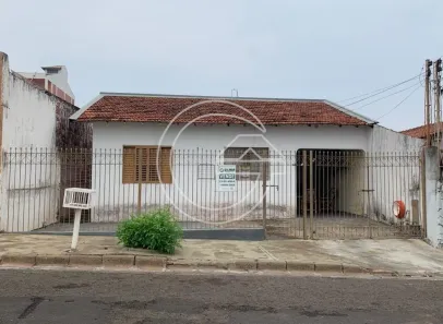 Casa com 3 Quartos à venda, 160m² no Centro, Marília