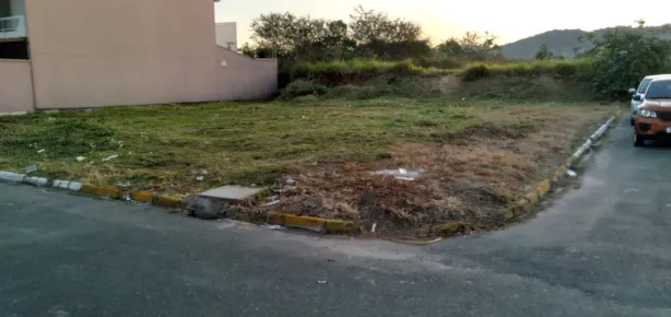 Lote/Terreno à venda, 405m² no Santa Regina, Camboriú