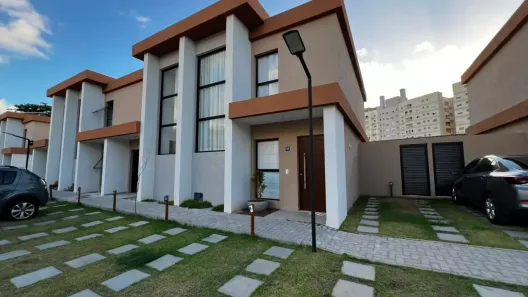 Casa de Condomínio com 2 Quartos para alugar, 120m² no Buraquinho, Lauro de Freitas