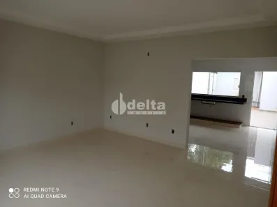 Casa com 3 Quartos à venda, 200m² no Morumbi, Uberlândia