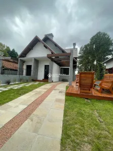 Casa com 3 Quartos à venda, 111m² no Parque das Hortênsias, Canela