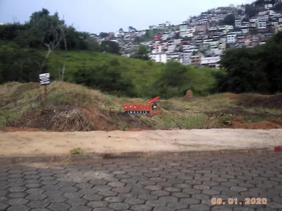 Lote/Terreno à venda, 400m² no Santo Antônio, Viçosa