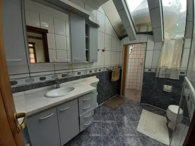 Sobrado com 5 Quartos para alugar, 589m² no Jardim Eltonville, Sorocaba