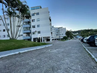 Apartamento com 3 Quartos para alugar, 89m² no Campinas, São José