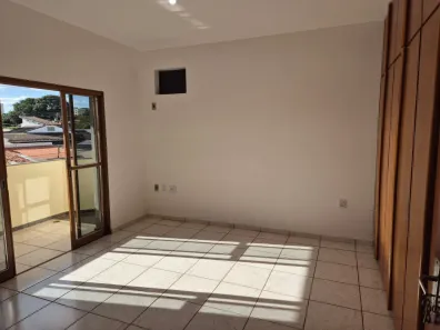 Apartamento com 3 Quartos à venda, 144m² no Osvaldo Rezende, Uberlândia