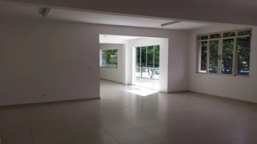 Sala Comercial para alugar, 130m² no Jardim Satélite, São José dos Campos