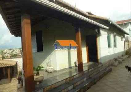 Casa com 3 Quartos à venda, 140m² no Álvaro Camargos, Belo Horizonte