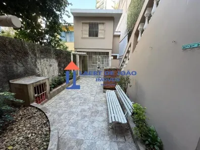 Casa com 3 Quartos à venda, 250m² no Campo Belo, São Paulo