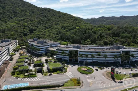 Sala Comercial para alugar, 45m² no Saco Grande, Florianópolis