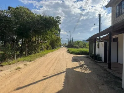 Imóvel Comercial com 1 Quarto à venda, 200m² no Araçatuba, Imbituba