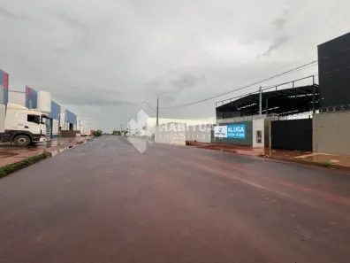 Galpão/Depósito/Armazém para alugar, 900m² no Loteamento Centro Empresarial Leste III, Uberlândia