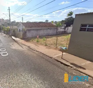 Lote/Terreno à venda, 440m² no Bom Jesus, Uberlândia