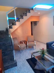 Sobrado com 3 Quartos à venda, 298m² no Vila Barros, Guarulhos