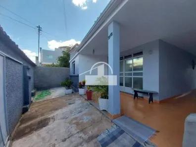 Casa com 3 Quartos à venda, 165m² no Catarina, Sete Lagoas