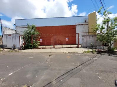 Galpão/Depósito/Armazém para alugar, 800m² no Custódio Pereira, Uberlândia