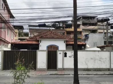 Casa com 2 Quartos à venda, 95m² no Brás de Pina, Rio de Janeiro
