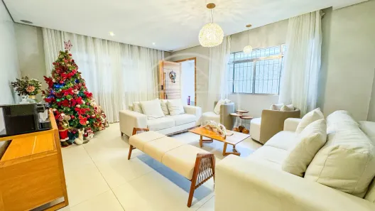 Casa com 4 Quartos à venda, 300m² no Jardim Regis, São Paulo