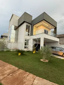 Casa de Condomínio com 3 Quartos à venda, 240m² no Condomínio Belvedere II, Cuiabá