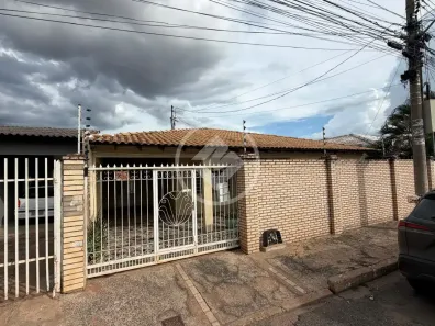 Casa com 5 Quartos à venda, 247m² no Coophema, Cuiabá