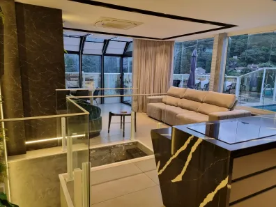 Apartamento com 3 Quartos à venda, 190m² no Cabeçudas, Itajaí