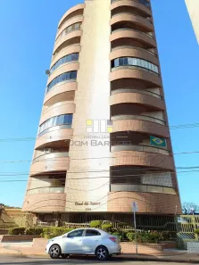 Apartamento com 3 Quartos para alugar, 150m² no Centro, Sumaré