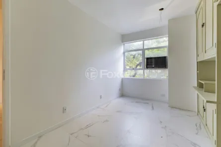 Sala Comercial à venda, 32m² no Rio Branco, Porto Alegre
